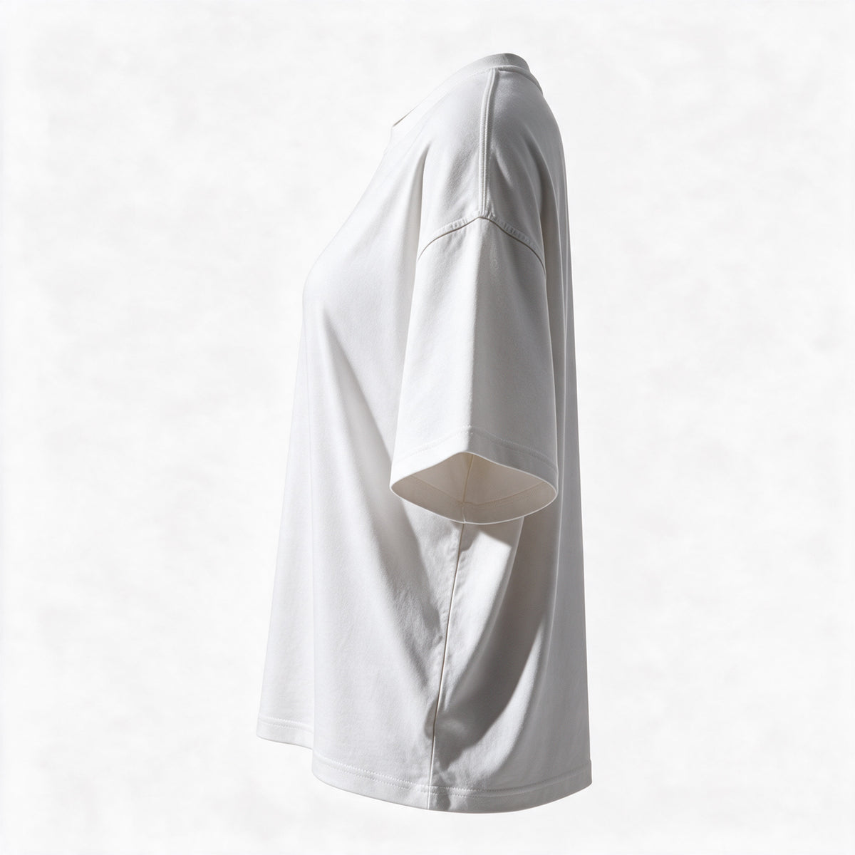 T-shirt oversize blanc uni femme à personnaliser - vue de profil droit
