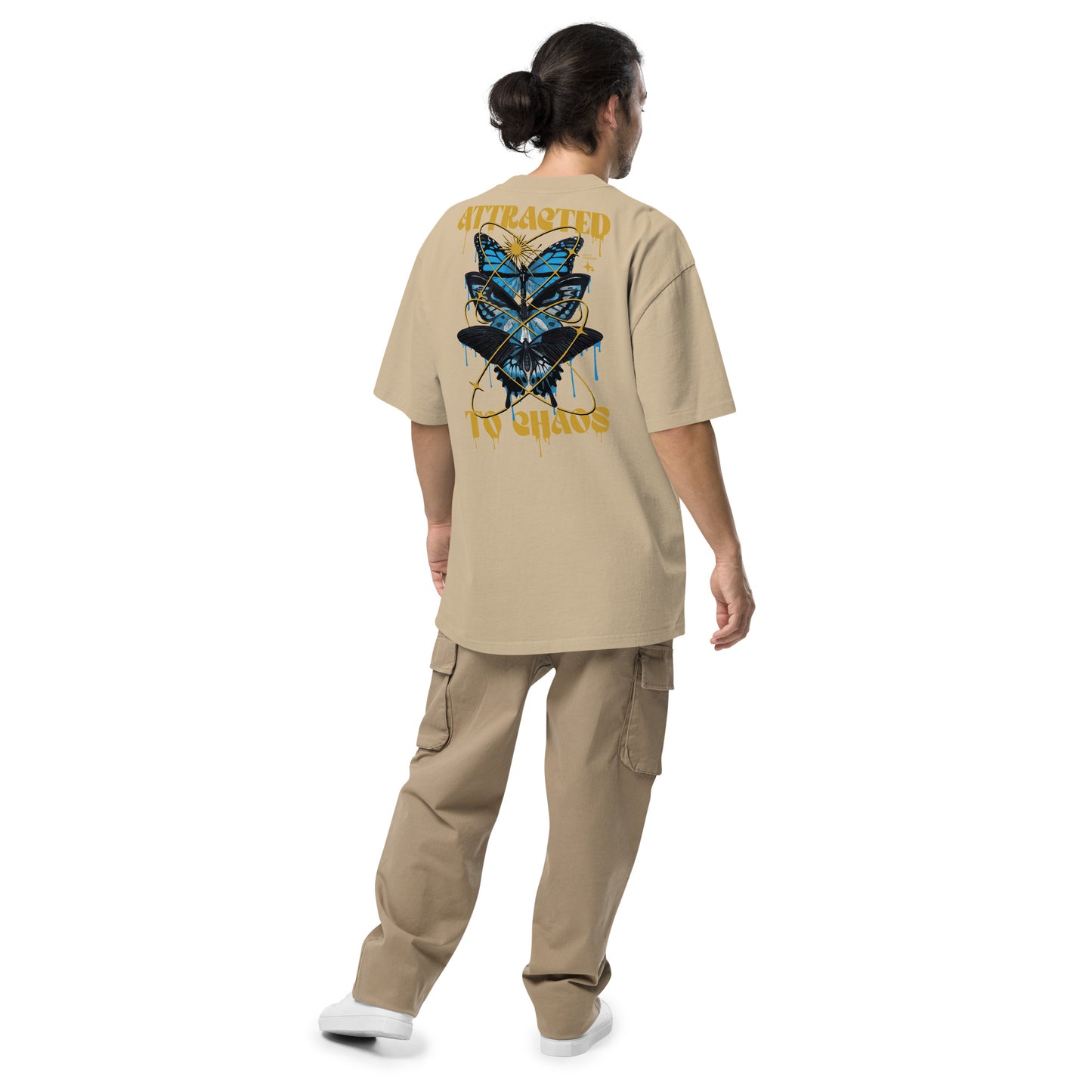 T-shirt oversize délavé Attracted to Chaos kaki délavé dos - papillons dorés Attracted to Chaos
