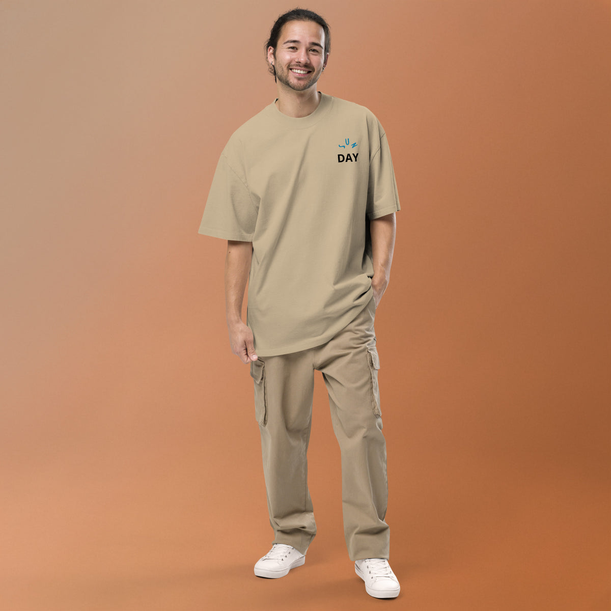 T-shirt oversize Sunday Morning Kaki Délavé face - broderie Sun Day à la poitrine
