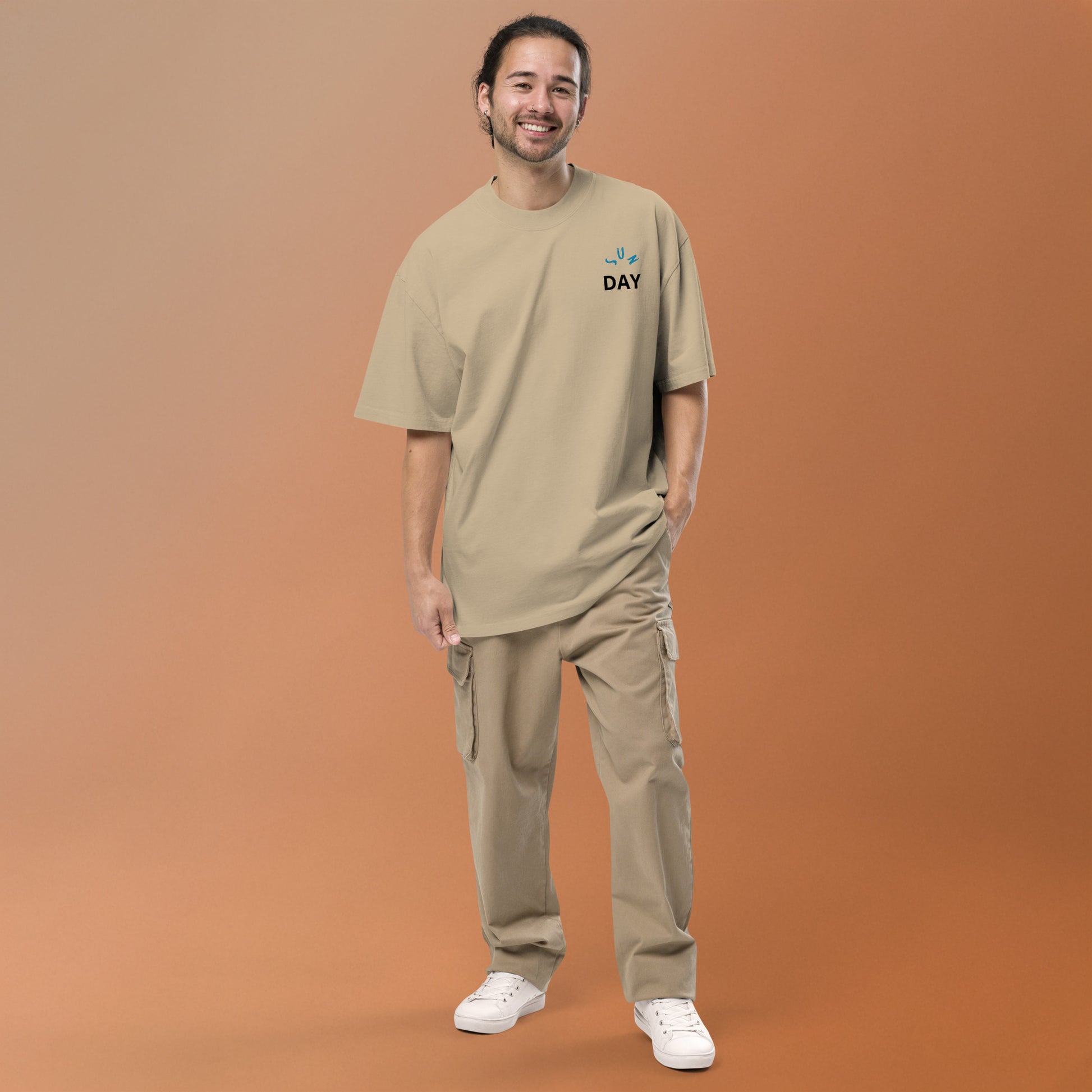 T-shirt oversize Sunday Morning Kaki Délavé face - broderie Sun Day à la poitrine