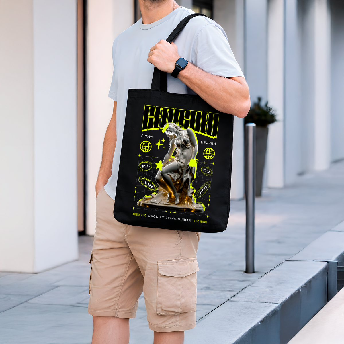 Sac tote noir “Released” – Art contemporain statue