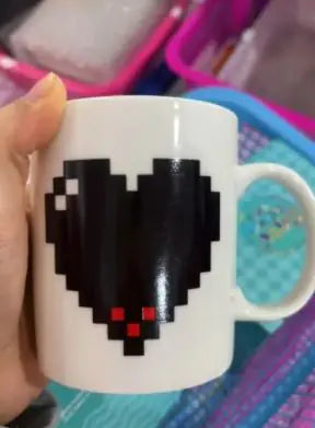 Tasses “Cœurs Pixel” – L’amour version rétro