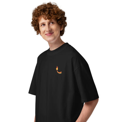 T-shirt oversize col montant Dragon de Feu noir vue de profil gauche - flamme imprimée à la poitrine