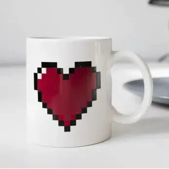 Tasses “Cœurs Pixel” – L’amour version rétro